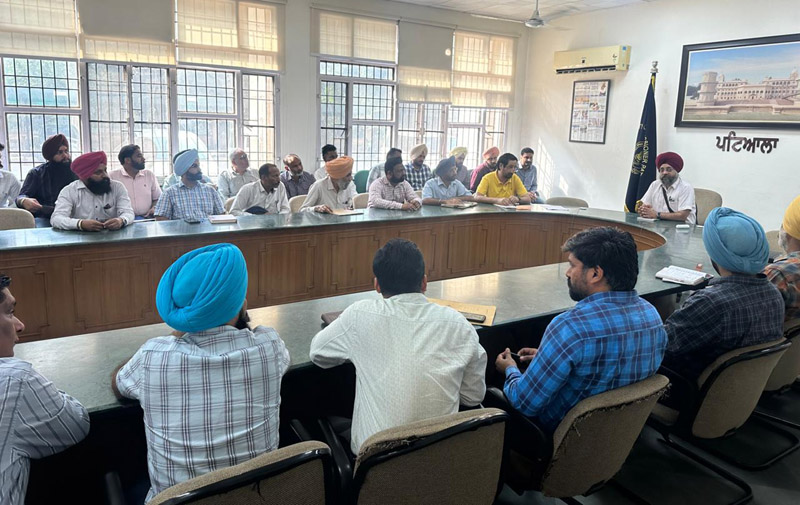 Meeting with cluster and nodal officials regarding stubble management by SDM